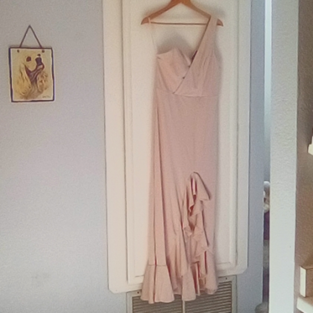 Gorgeous dress